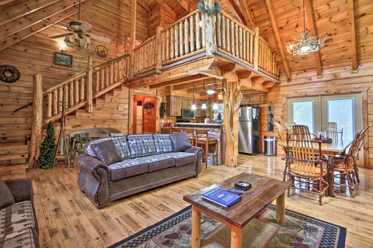 Pigeon Forge Getaway With Covered Patio And Hot Tub! Екстер'єр фото