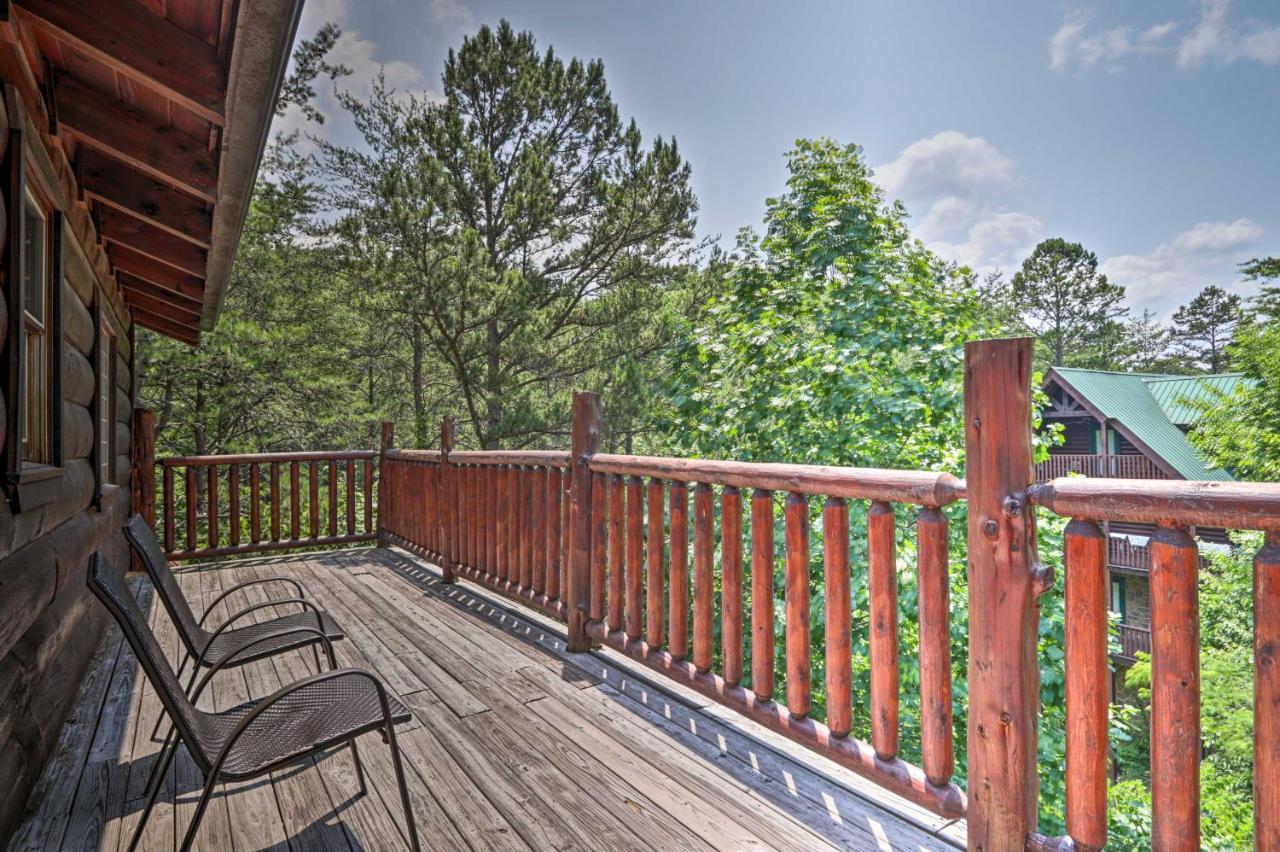 Pigeon Forge Getaway With Covered Patio And Hot Tub! Екстер'єр фото