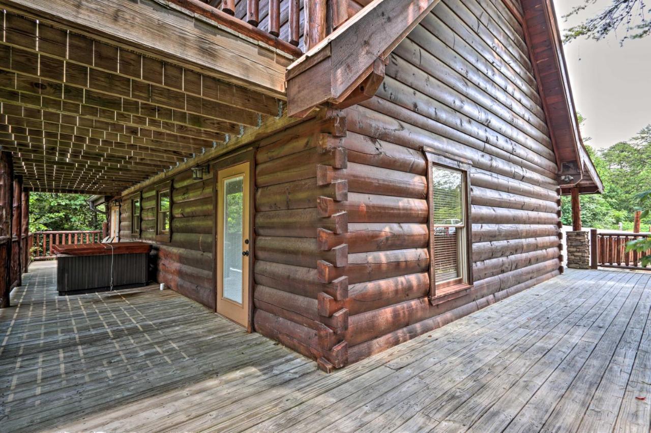 Pigeon Forge Getaway With Covered Patio And Hot Tub! Екстер'єр фото