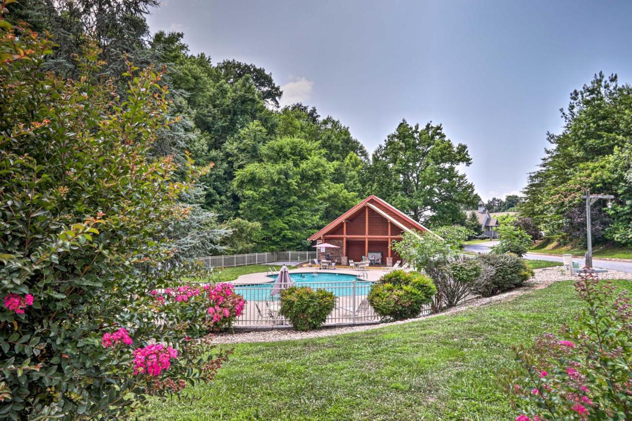 Pigeon Forge Getaway With Covered Patio And Hot Tub! Екстер'єр фото