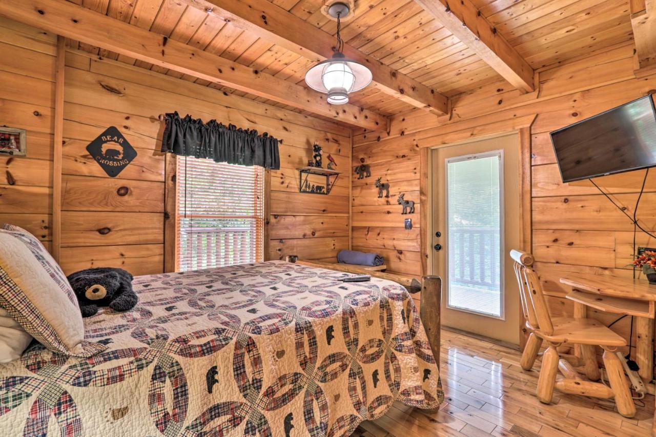 Pigeon Forge Getaway With Covered Patio And Hot Tub! Екстер'єр фото