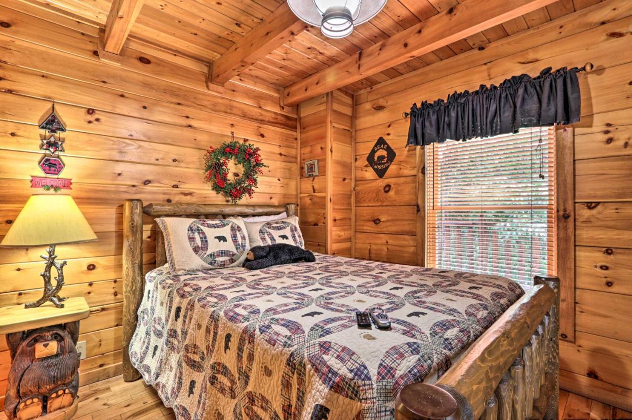 Pigeon Forge Getaway With Covered Patio And Hot Tub! Екстер'єр фото