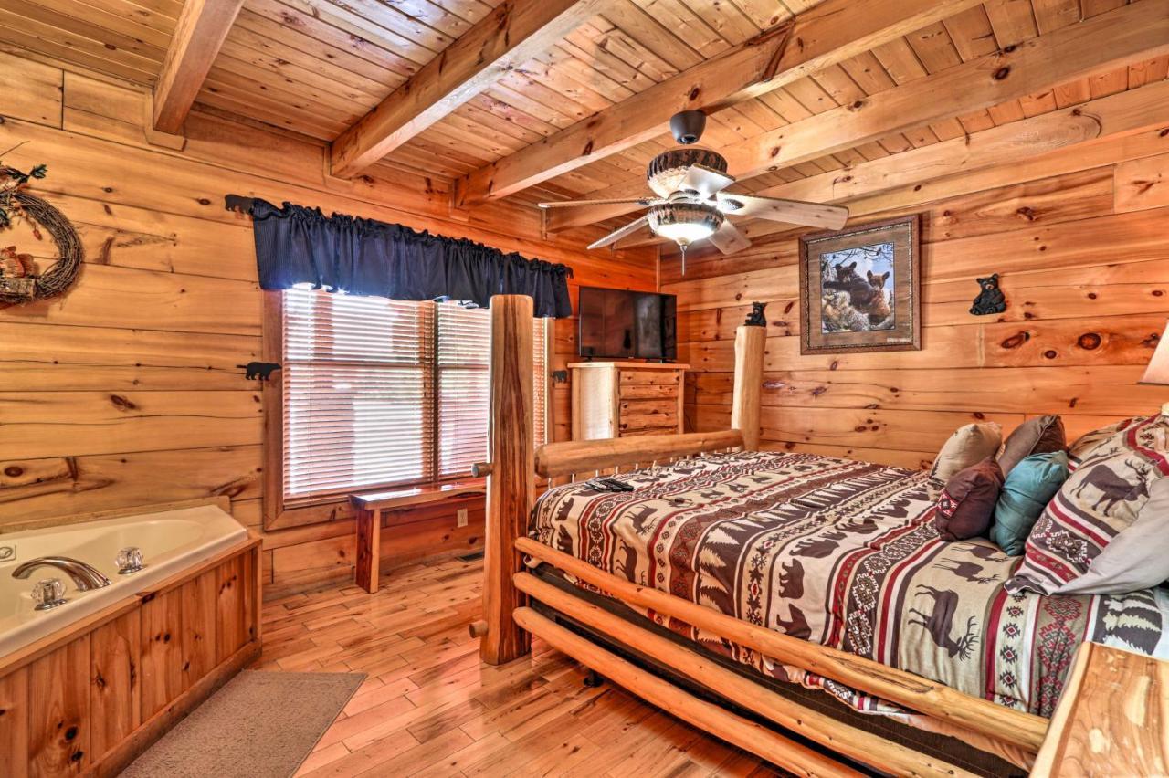 Pigeon Forge Getaway With Covered Patio And Hot Tub! Екстер'єр фото