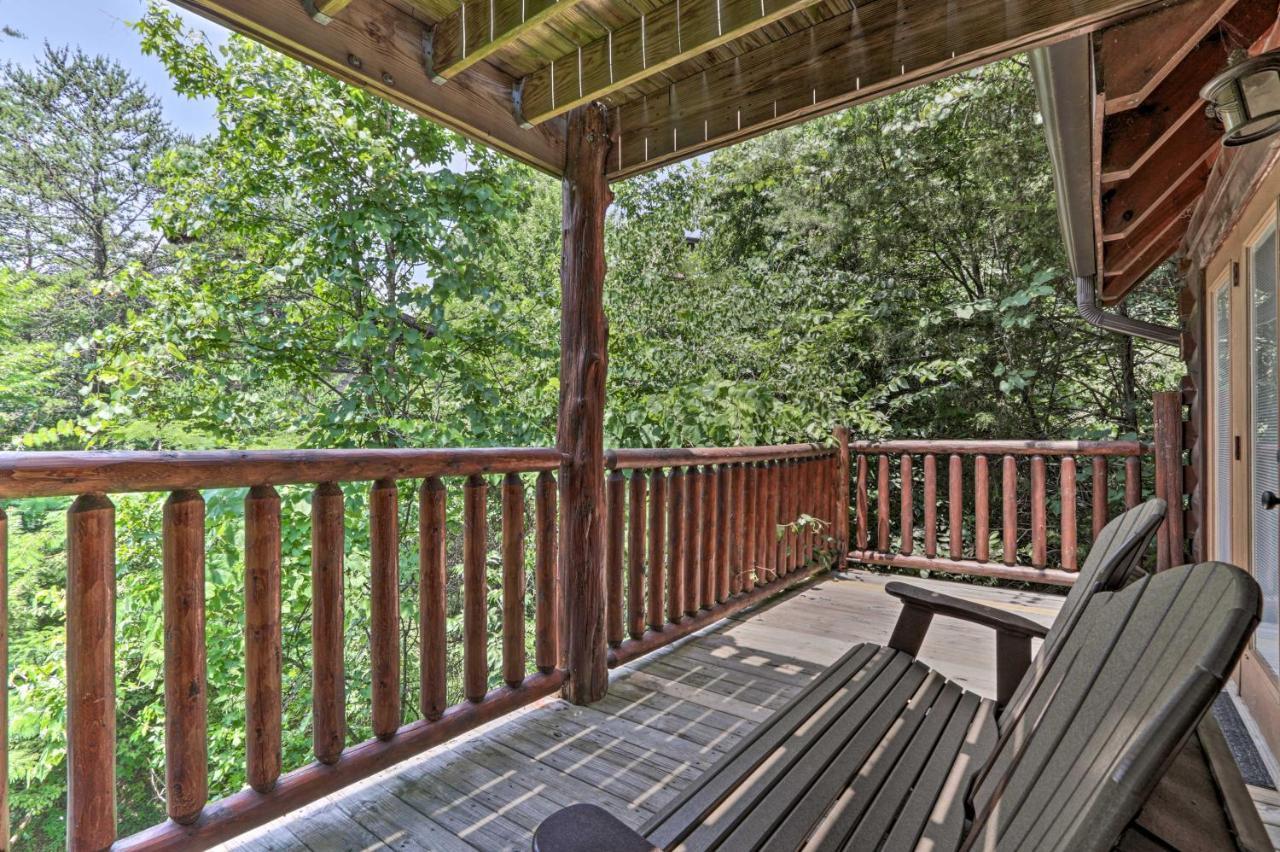 Pigeon Forge Getaway With Covered Patio And Hot Tub! Екстер'єр фото